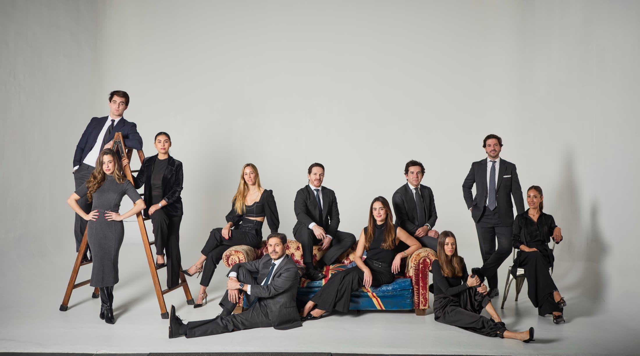 Equipo completo de SotoMora Inmobiliaria